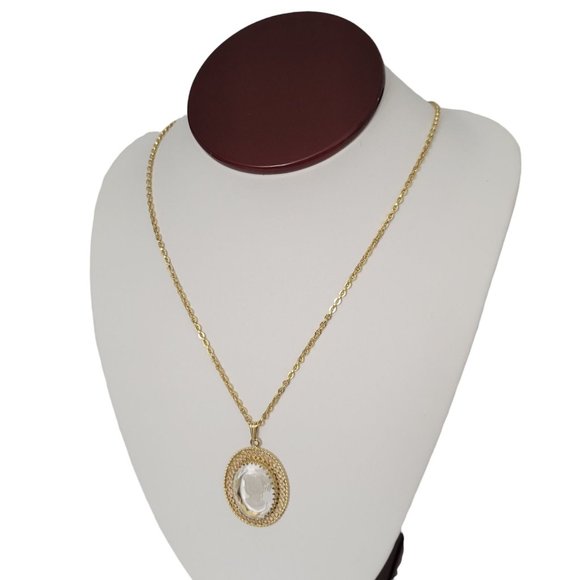 Whiting and Davis Intaglio Frosted Cameo Pendant Necklace 21" Open Weave Vintage - Picture 3 of 12